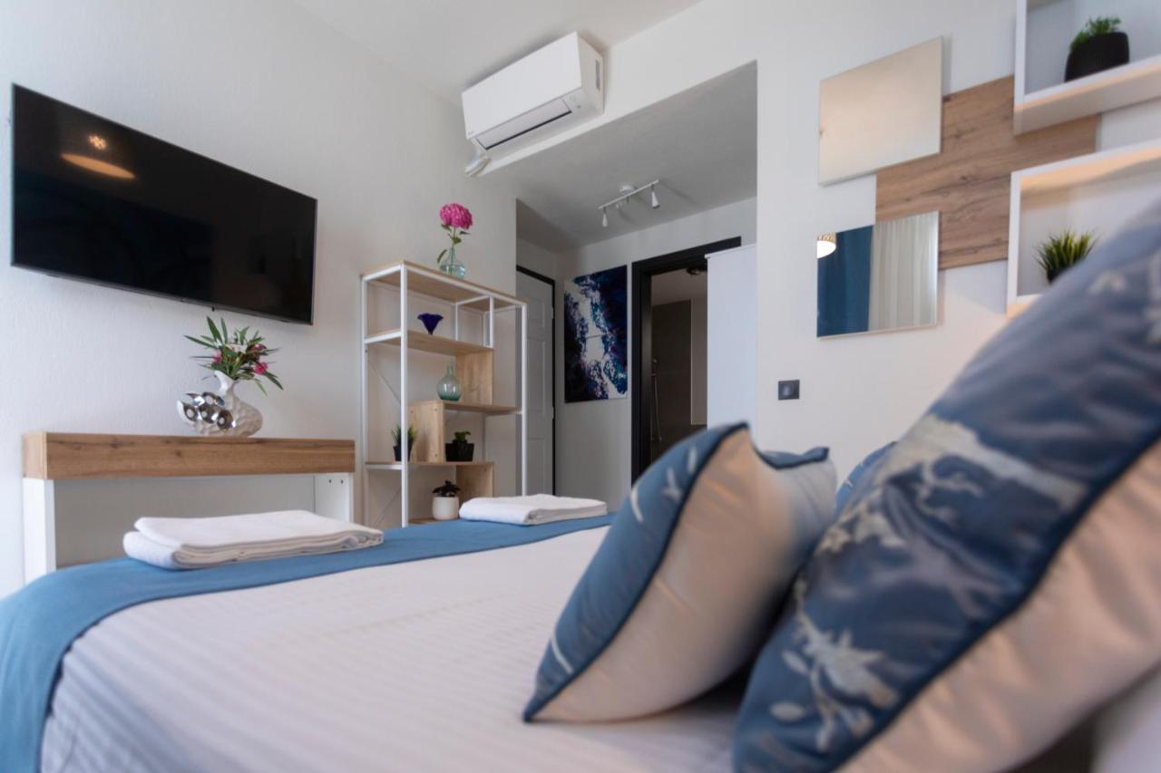 Allure Luxury Villas 3&4 Serenity Retreat Moni Evaggelistrias Bagian luar foto