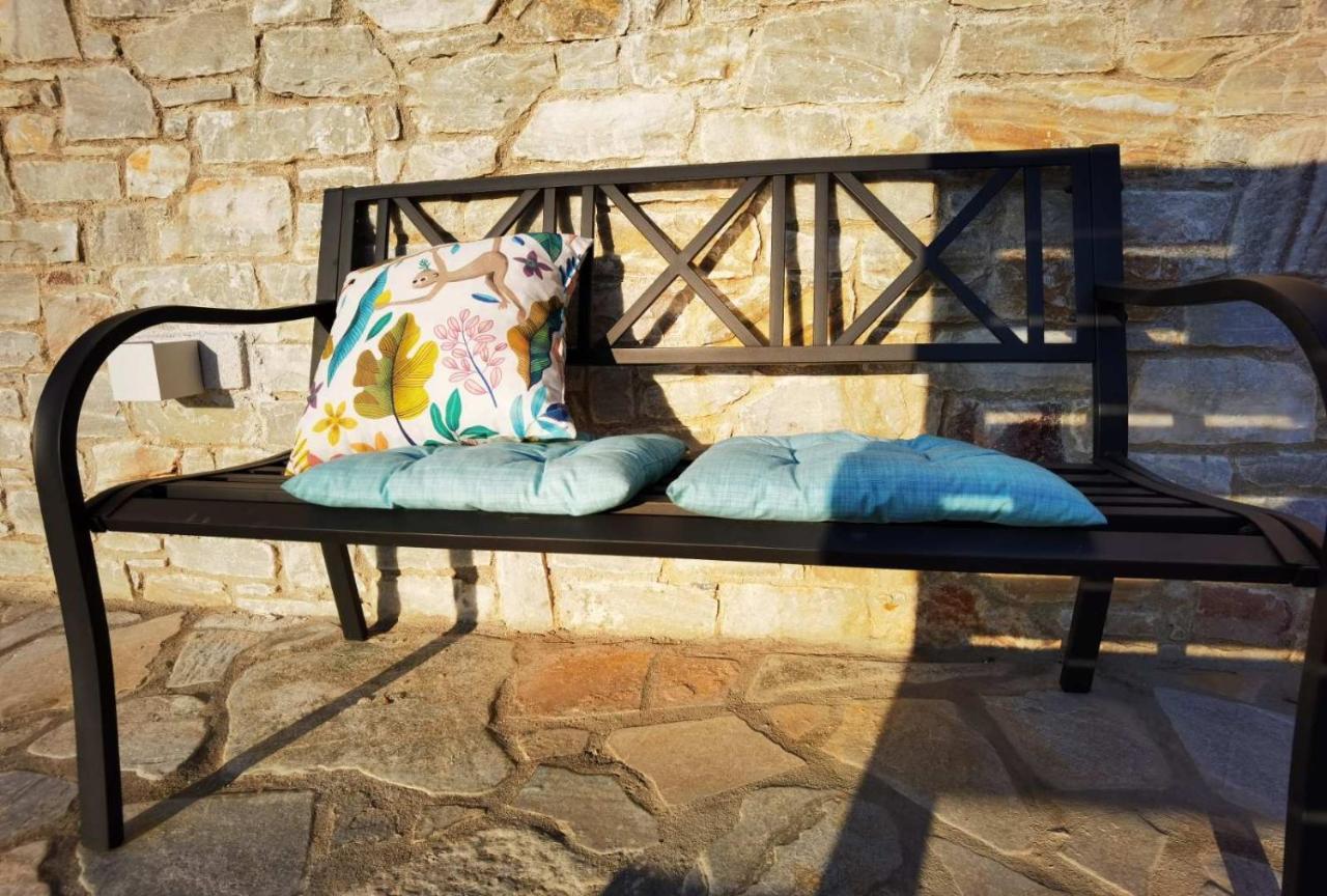 Allure Luxury Villas 3&4 Serenity Retreat Moni Evaggelistrias Bagian luar foto