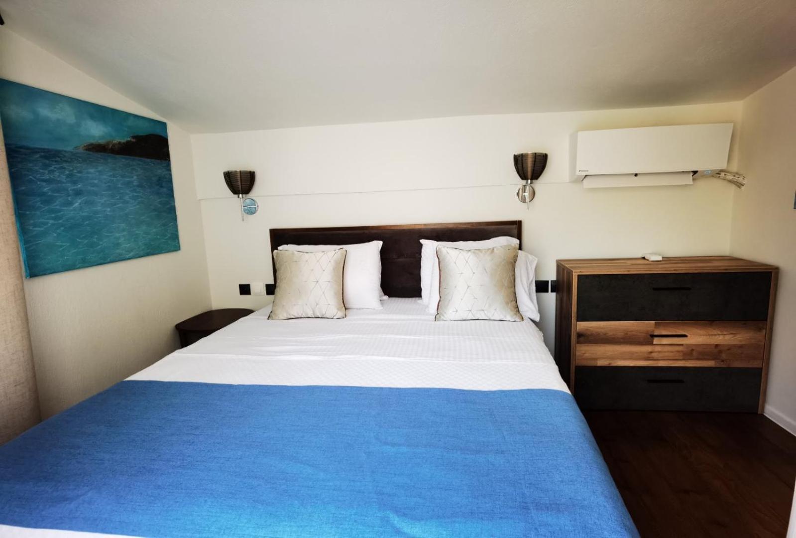 Allure Luxury Villas 3&4 Serenity Retreat Moni Evaggelistrias Bagian luar foto