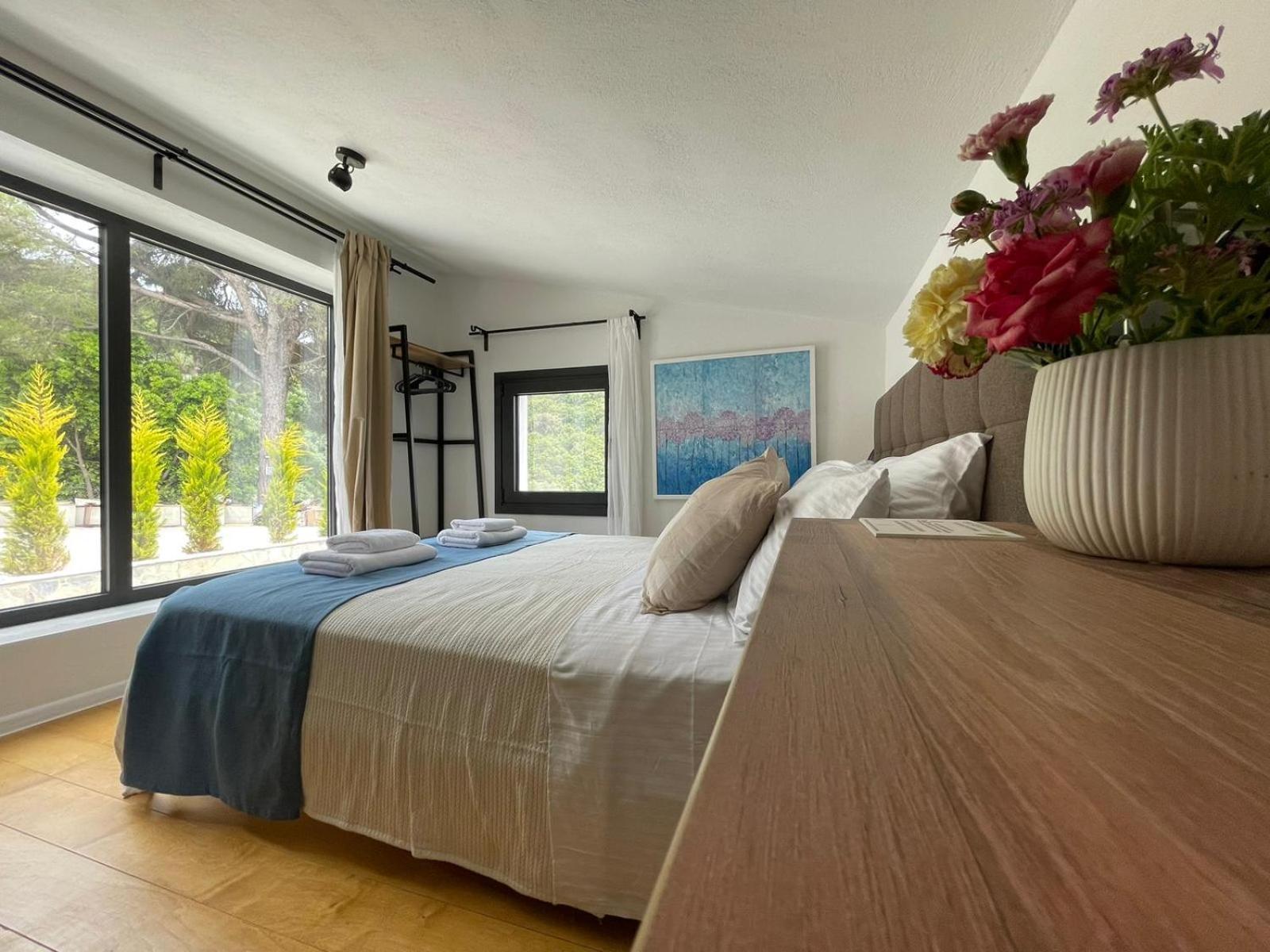 Allure Luxury Villas 3&4 Serenity Retreat Moni Evaggelistrias Bagian luar foto