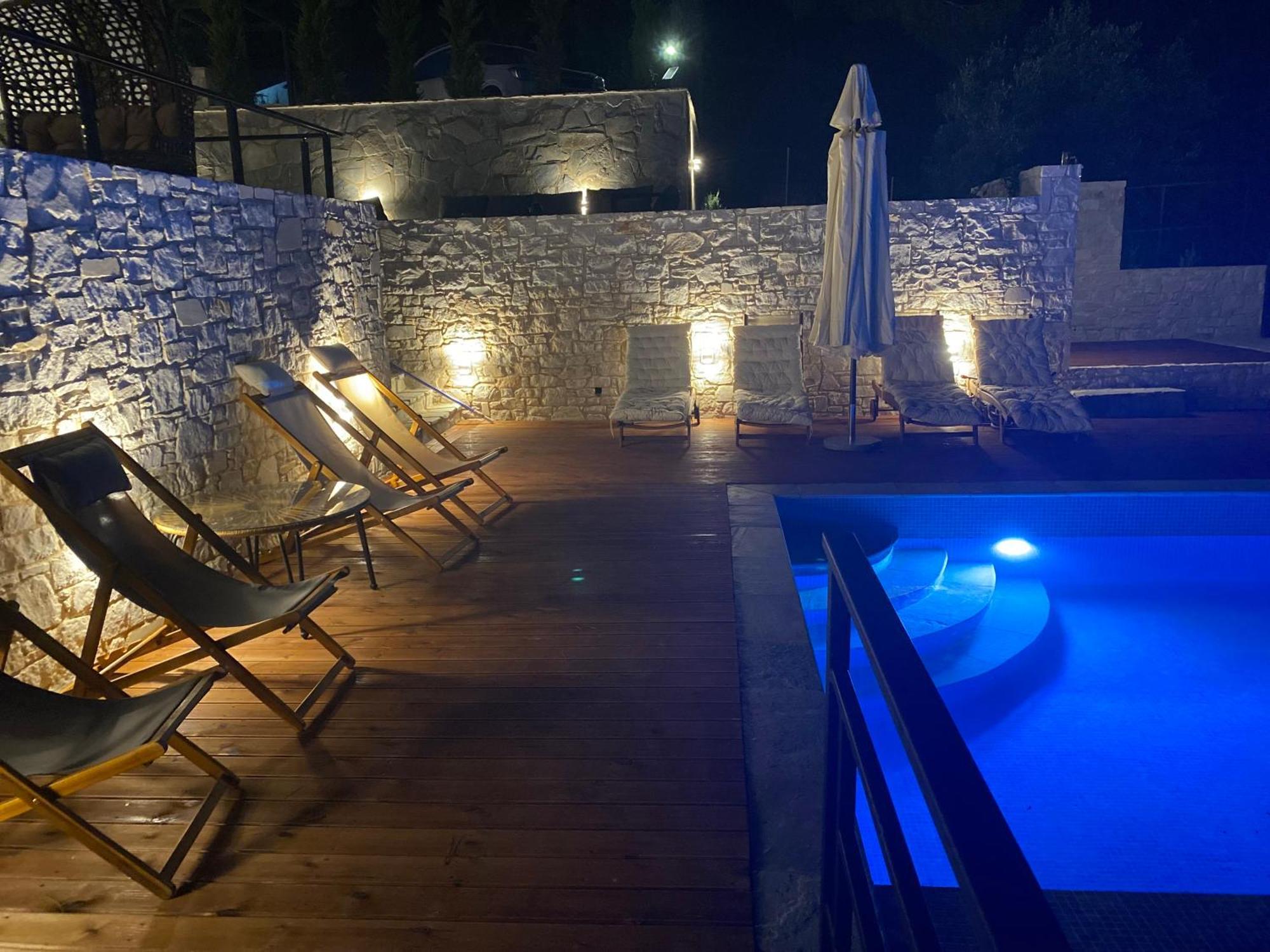 Allure Luxury Villas 3&4 Serenity Retreat Moni Evaggelistrias Bagian luar foto